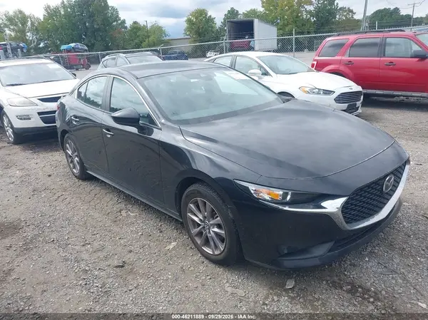 3MZBPAA70NM307451 2022 MAZDA 3 - Image 1
