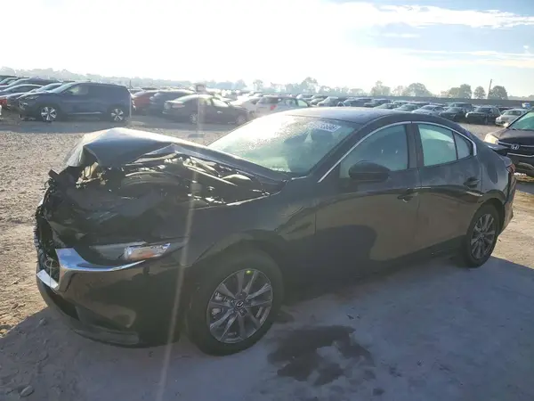 3MZBPAA71NM307572 2022 MAZDA 3 - Image 1