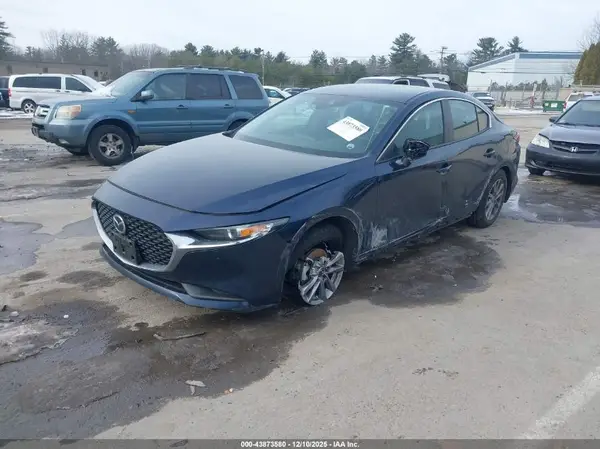 3MZBPAA72NM305524 2022 MAZDA 3 - Image 2