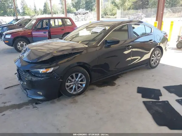 3MZBPAA72NM318645 2022 MAZDA 3 - Image 2