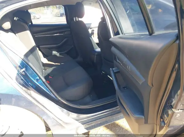 3MZBPAA73NM301353 2022 MAZDA 3 - Image 8
