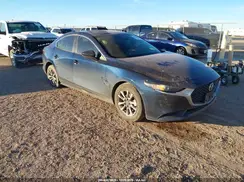 3MZBPAA73NM307153 2022 MAZDA 3