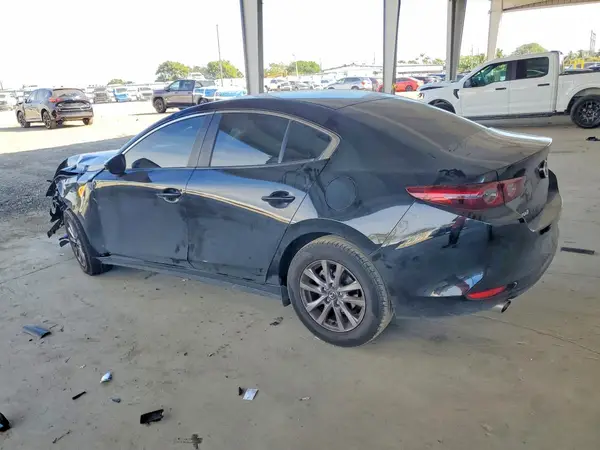 3MZBPAA77MM204302 2021 MAZDA 3 - Image 2