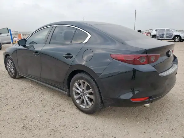 3MZBPAA77MM206339 2021 MAZDA 3 - Image 2