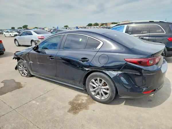 3MZBPAA78NM302952 2022 MAZDA 3 - Image 2