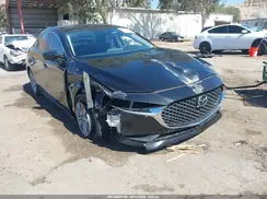 3MZBPAA78NM305172 2022 MAZDA 3