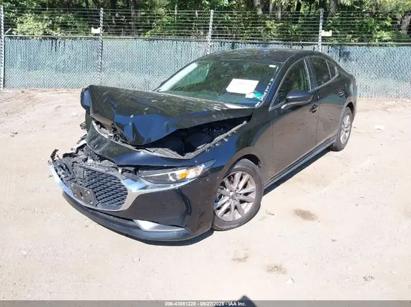 3MZBPAA79MM207122 2021 MAZDA 3 - Image 2