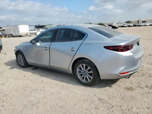 3MZBPAA7XMM206657 2021 MAZDA 3 - Image 2