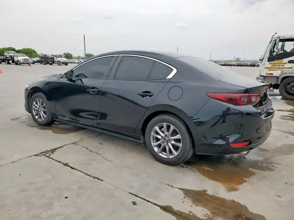 3MZBPAA7XNM307392 2022 MAZDA 3 - Image 2
