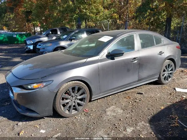 3MZBPAAL0KM105220 2019 MAZDA 3 - Image 2
