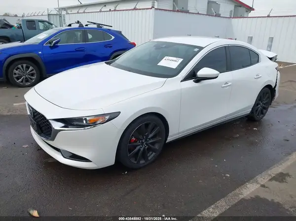 3MZBPAAL1KM105873 2019 MAZDA 3 - Image 2