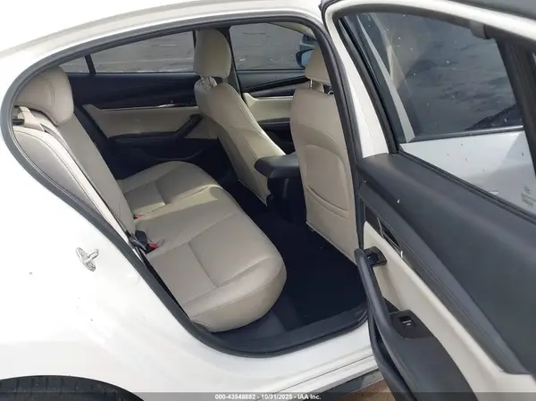 3MZBPAAL1KM105873 2019 MAZDA 3 - Image 8