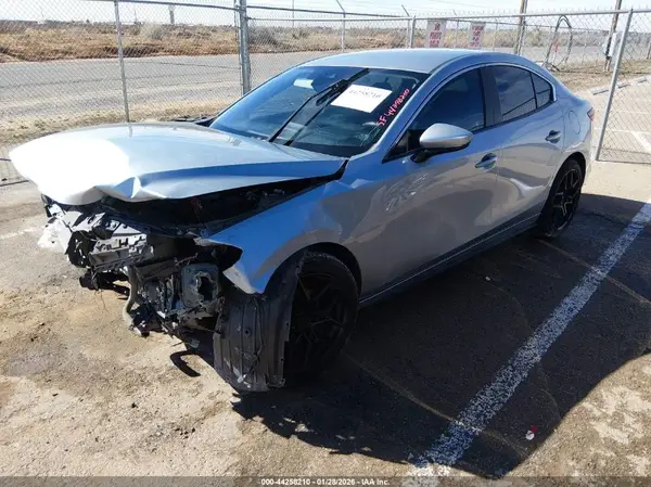3MZBPAAL2KM110287 2019 MAZDA 3 - Image 2
