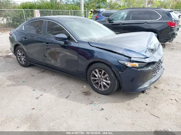 3MZBPAAL2MM253355 2021 MAZDA 3 - Image 1