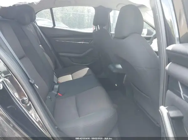 3MZBPAAL2NM301468 2022 MAZDA 3 - Image 8