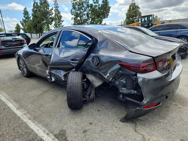 3MZBPAAL3KM110282 2019 MAZDA 3 - Image 2