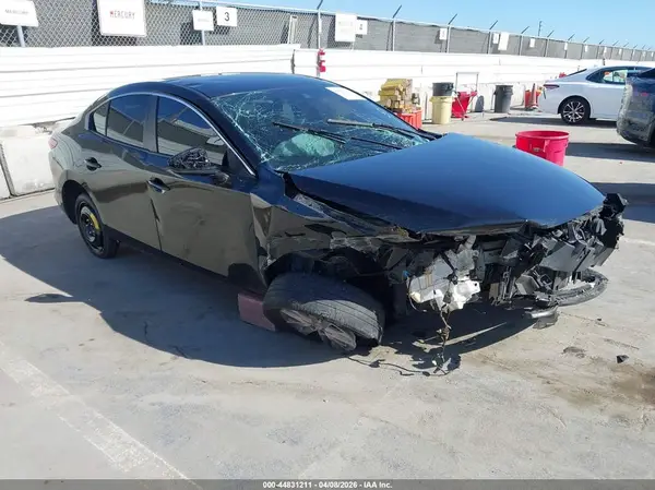 3MZBPAAL3NM303276 2022 MAZDA 3 - Image 1