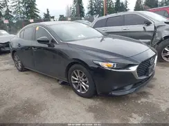 3MZBPAAL4NM303402 2022 MAZDA 3