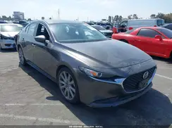 3MZBPAAL7KM105263 2019 MAZDA 3
