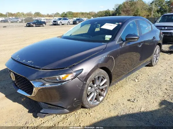 3MZBPAAL7KM105635 2019 MAZDA 3 - Image 2