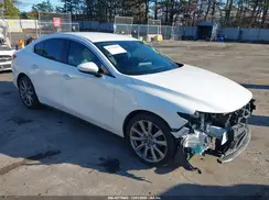 3MZBPAAL7KM106445 2019 MAZDA 3