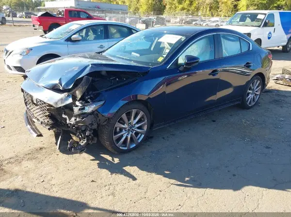 3MZBPAAL7KM111404 2019 MAZDA 3 - Image 2