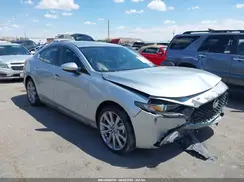 3MZBPAAL8KM110570 2019 MAZDA 3