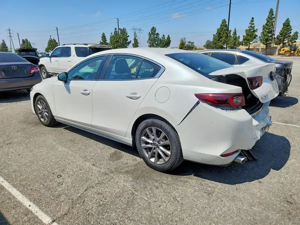 3MZBPAAL8NM301538 2022 MAZDA 3 - Image 2
