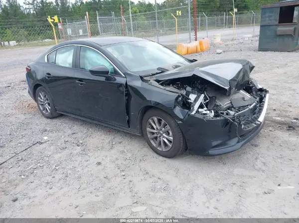 3MZBPAAL8NM302740 2022 MAZDA 3 - Image 1