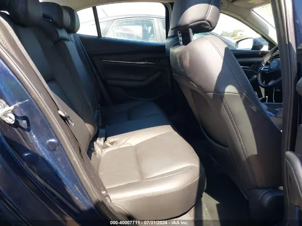 3MZBPAAL9KM107032 2019 MAZDA 3 - Image 8