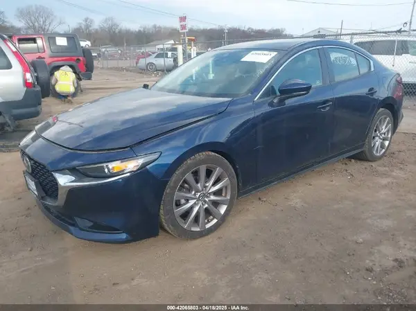 3MZBPAAL9KM111503 2019 MAZDA 3 - Image 2