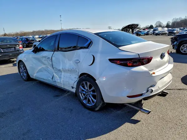3MZBPAAL9MM200815 2021 MAZDA 3 - Image 2