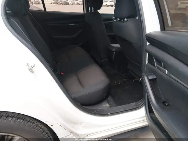 3MZBPAAL9MM204377 2021 MAZDA 3 - Image 8