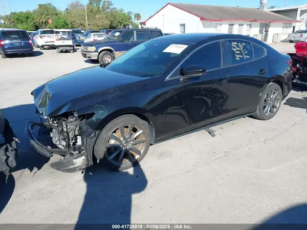 3MZBPAALXKM106665 2019 MAZDA 3 - Image 2