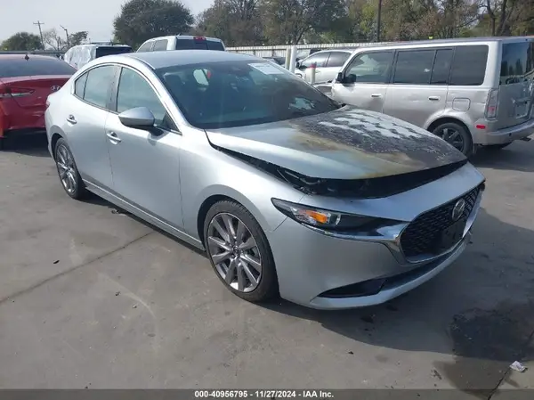 3MZBPAALXKM110263 2019 MAZDA 3 - Image 1