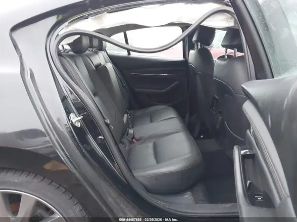 3MZBPAALXKM111283 2019 MAZDA 3 - Image 8