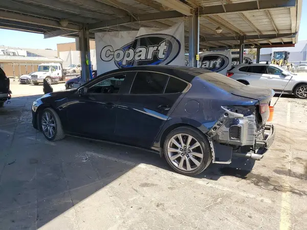 3MZBPAALXKM112756 2019 MAZDA 3 - Image 2
