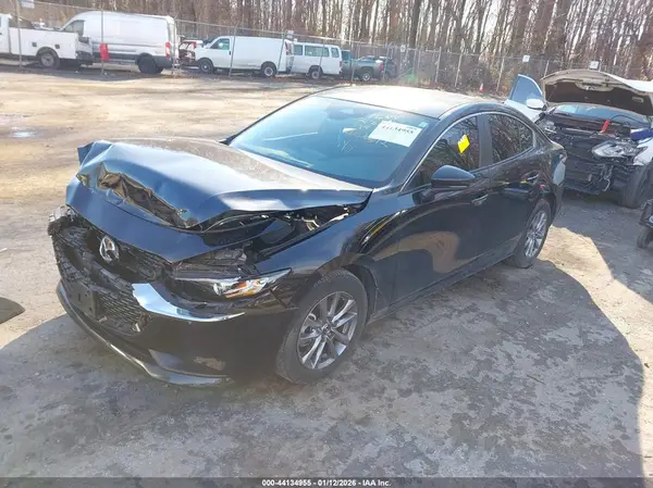 3MZBPAAM0RM405312 2024 MAZDA 3 - Image 2