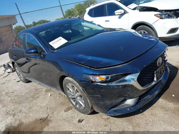 3MZBPAAM0RM427911 2024 MAZDA 3 - Image 1