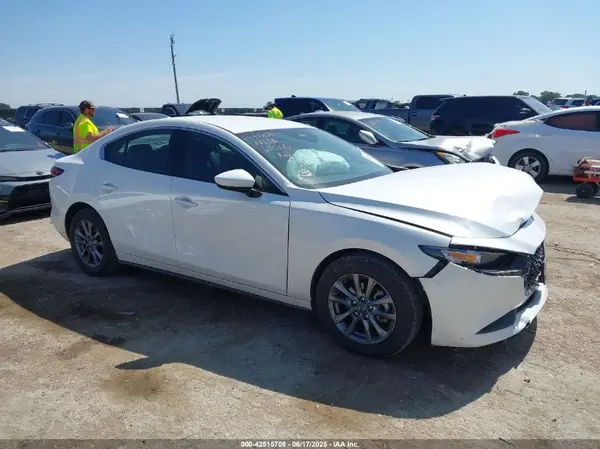 3MZBPAAM1RM424631 2024 MAZDA 3 - Image 1