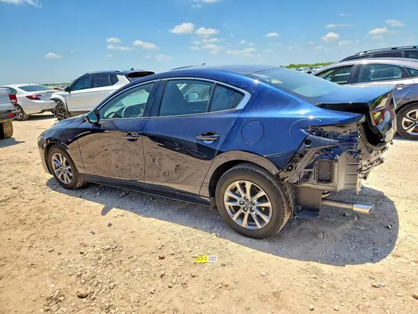3MZBPAAM2SM450161 2025 MAZDA 3 - Image 2