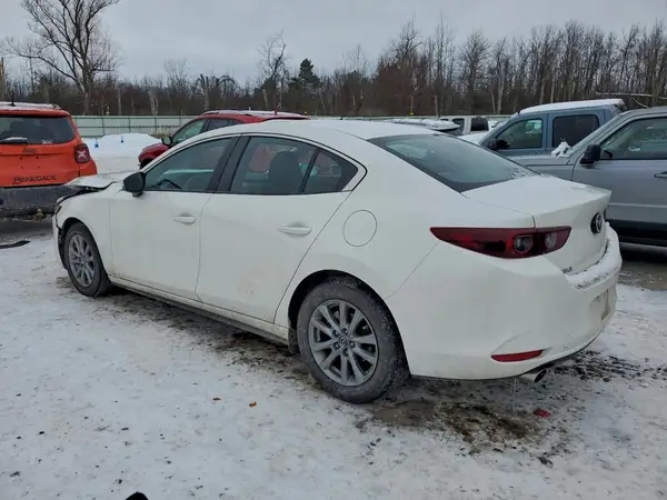 3MZBPAAM3RM400752 2024 MAZDA 3 - Image 2