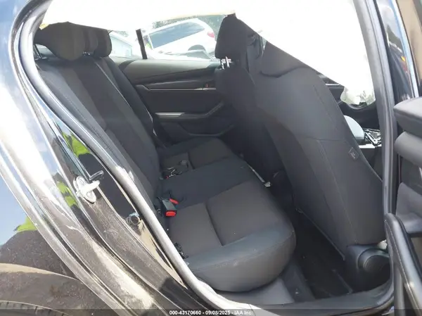 3MZBPAAM3RM405904 2024 MAZDA 3 - Image 8