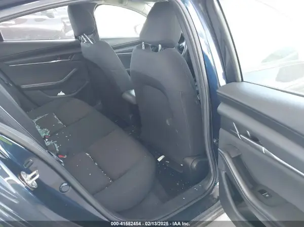 3MZBPAAM4RM423330 2024 MAZDA 3 - Image 8