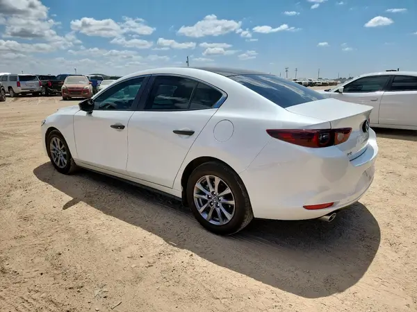 3MZBPAAM4RM434425 2024 MAZDA 3 - Image 2