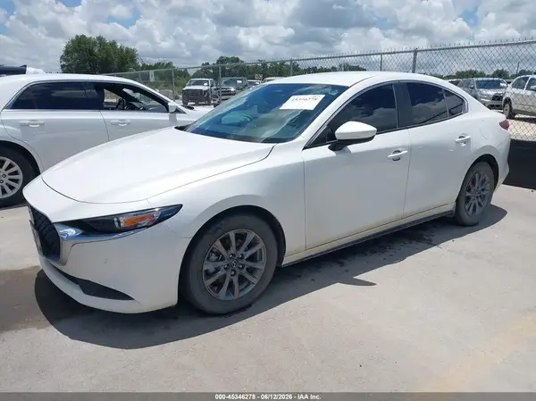 3MZBPAAM4RM434909 2024 MAZDA 3 - Image 2