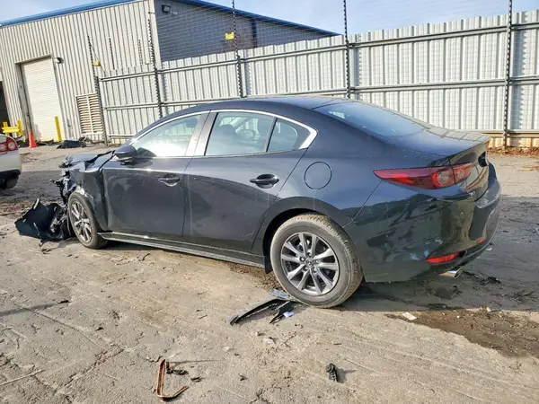3MZBPAAM4SM471108 2025 MAZDA 3 - Image 2