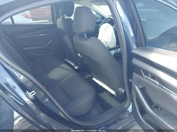 3MZBPAAM5SM453054 2025 MAZDA 3 - Image 8