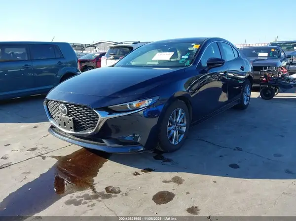 3MZBPAAM5SM465799 2025 MAZDA 3 - Image 2
