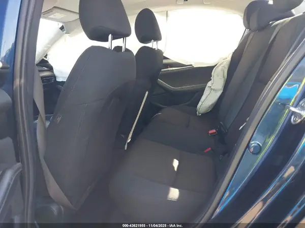3MZBPAAM5SM465799 2025 MAZDA 3 - Image 8